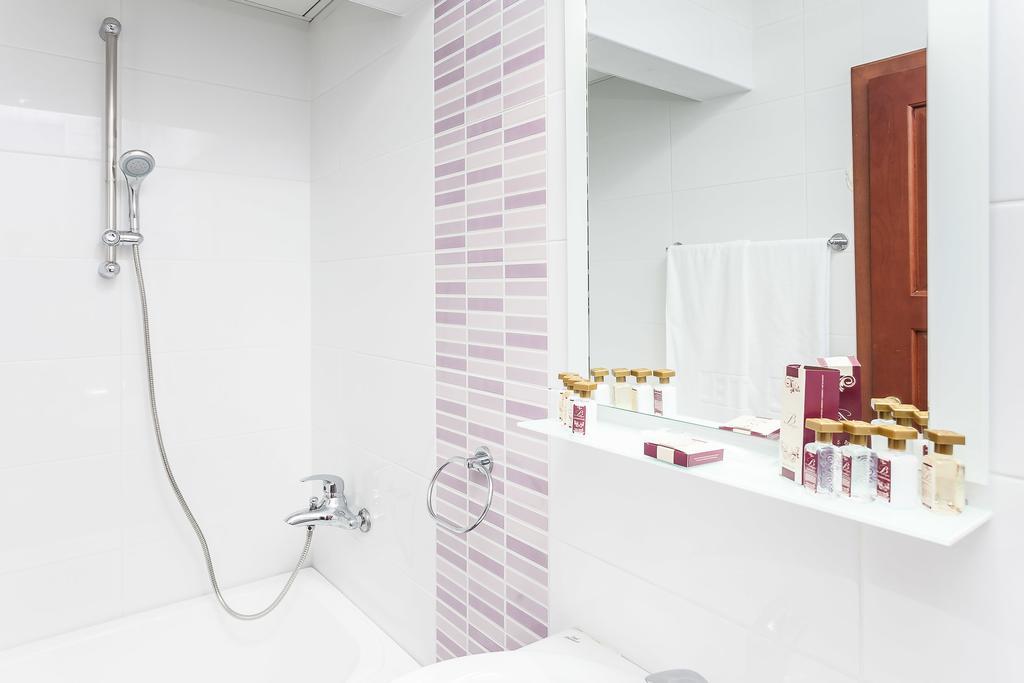 Modern Inn Boutique Hotel Скопье Экстерьер фото