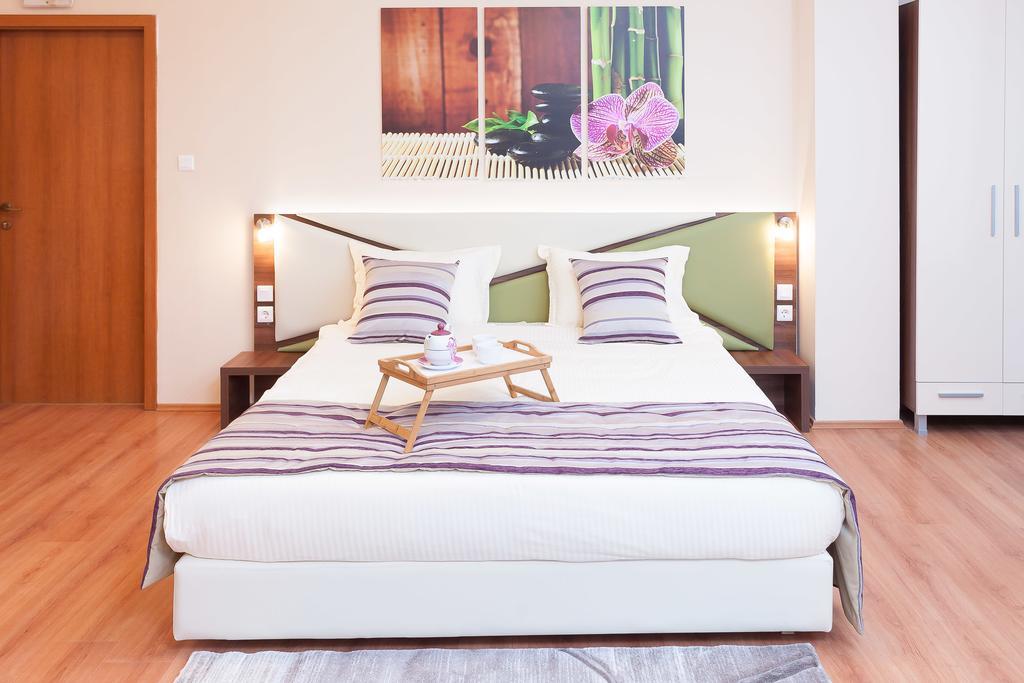 Modern Inn Boutique Hotel Скопье Экстерьер фото