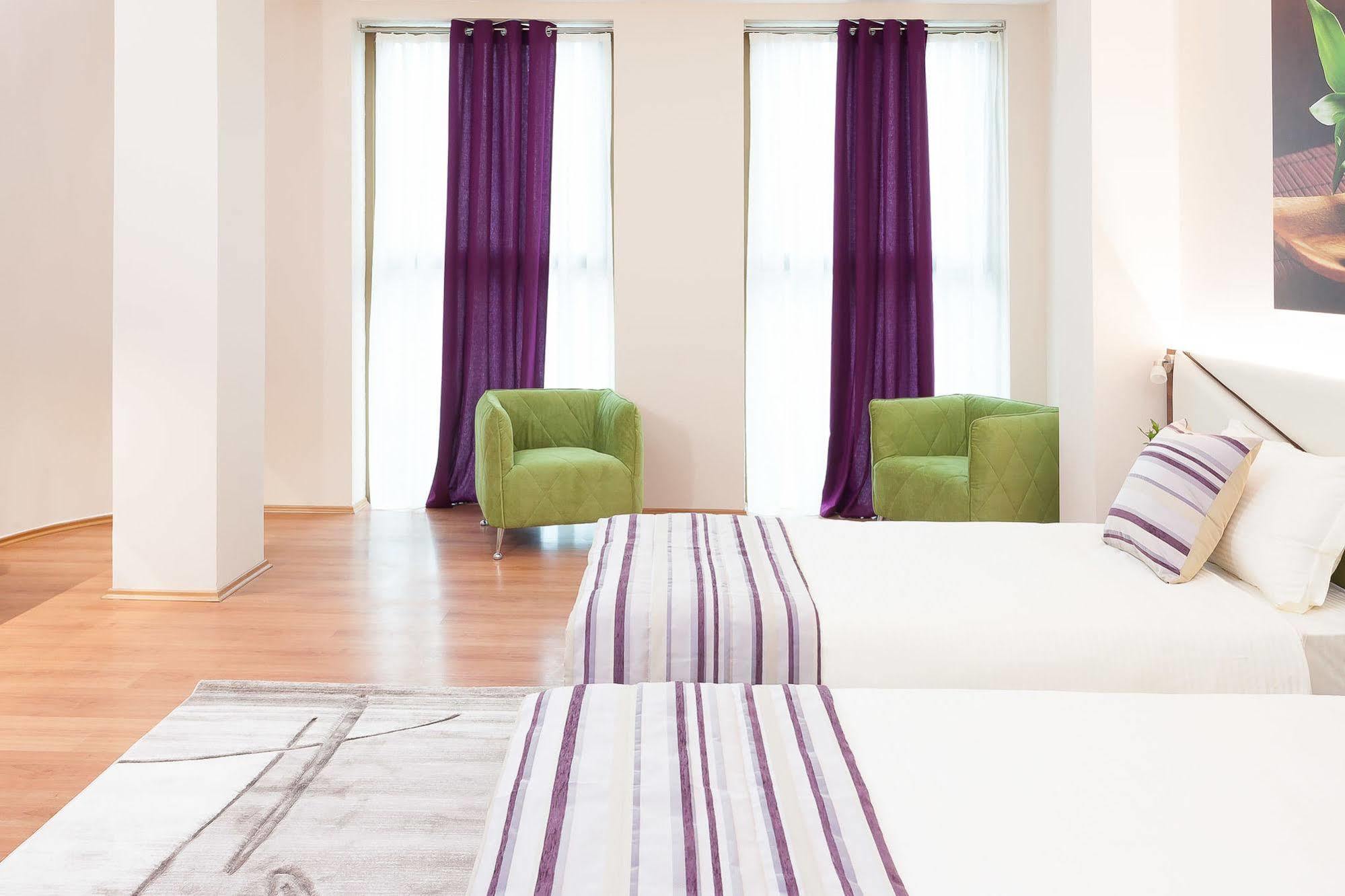 Modern Inn Boutique Hotel Скопье Экстерьер фото